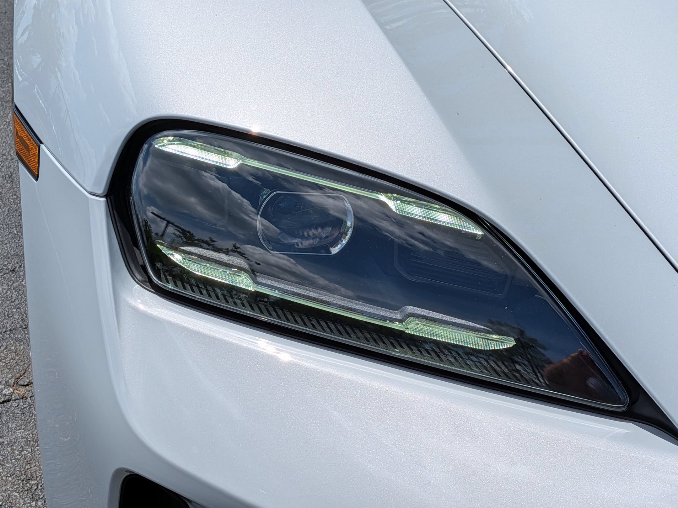 New 2026 Porsche Taycan 4S AWD/4WD image 34