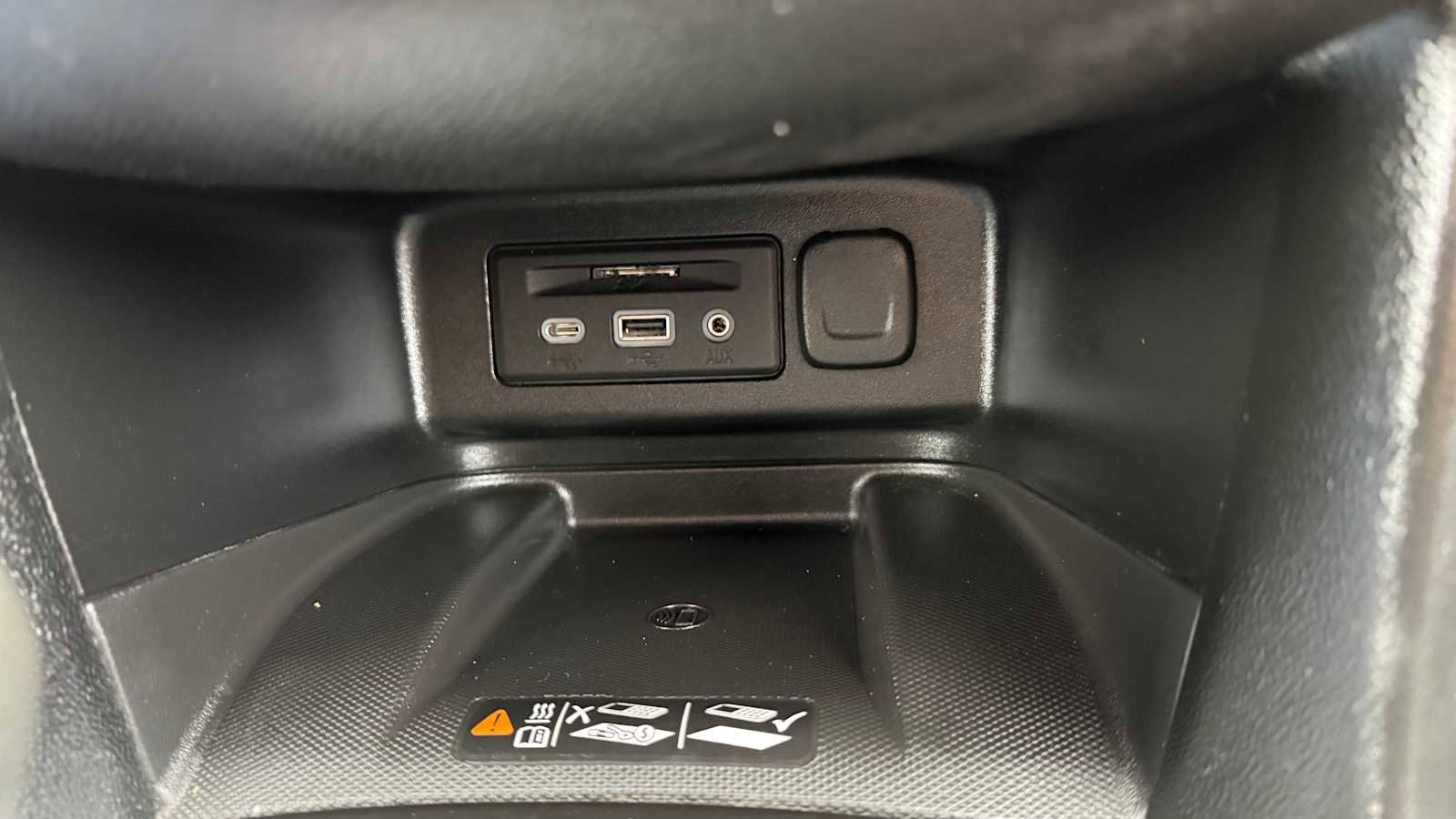 Used 2021 Chevrolet Equinox Premier AWD/4WD image 26