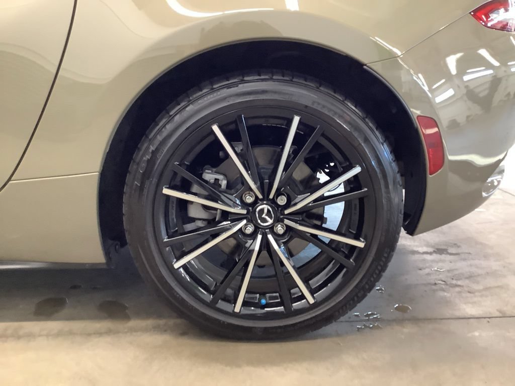 Certified 2024 MAZDA MX-5 Miata Grand Touring RWD image 22