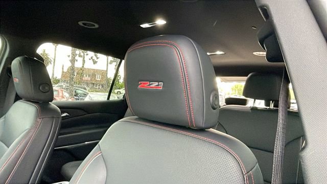 Used 2025 Chevrolet Traverse Z71 w/ Enhanced Driving Package AWD/4WD image 29