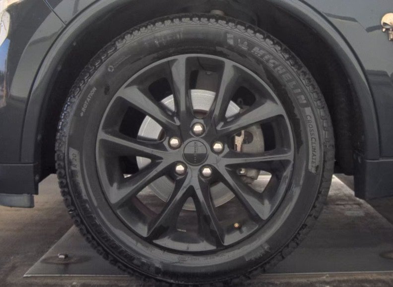 Used 2017 Dodge Durango R/T w/ Blacktop Package AWD/4WD image 7