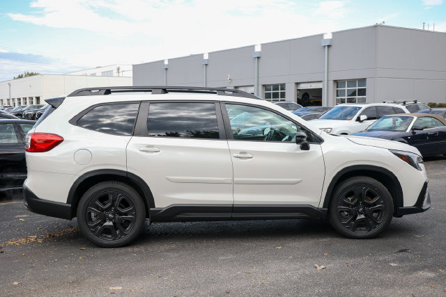 Used 2023 Subaru Ascent Onyx Edition AWD/4WD image 21