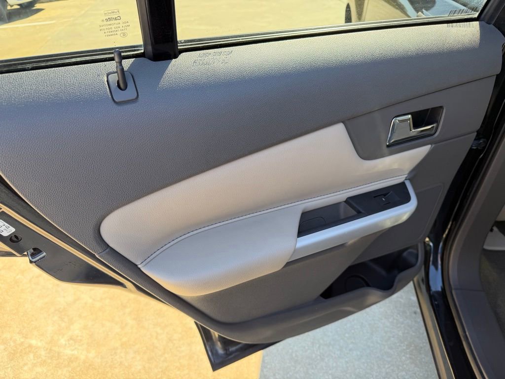 Used 2014 Ford Edge SEL w/ Equipment Group 205A image 17