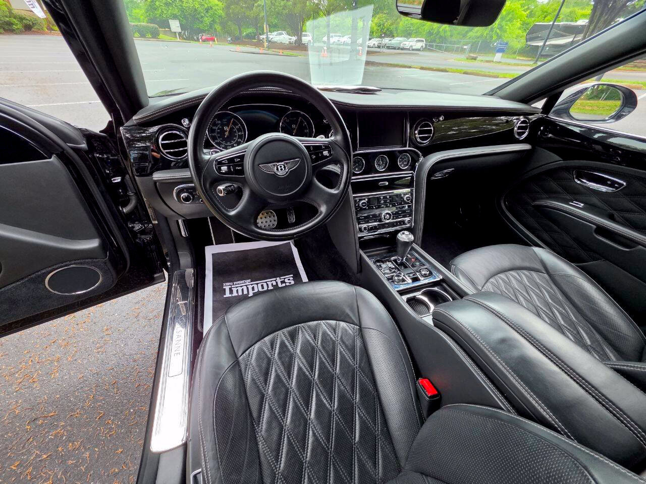 Used 2017 Bentley Mulsanne RWD image 90