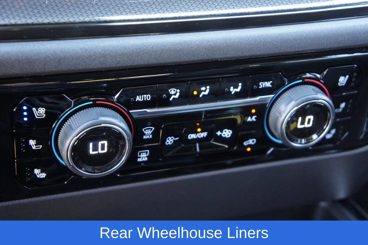 Used 2024 Chevrolet Silverado 1500 ZR2 w/ Technology Package image 31