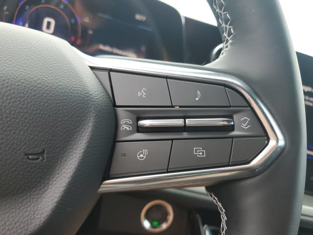 New 2026 Chevrolet Traverse LT w/ Midnight/Sport Edition AWD/4WD image 23