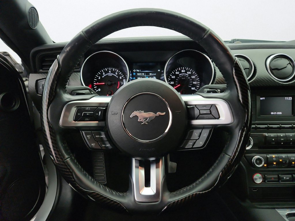 Used 2018 Ford Mustang Coupe RWD image 12