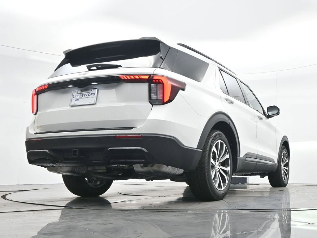 New 2026 Ford Explorer ST-Line w/ Premium Package image 41