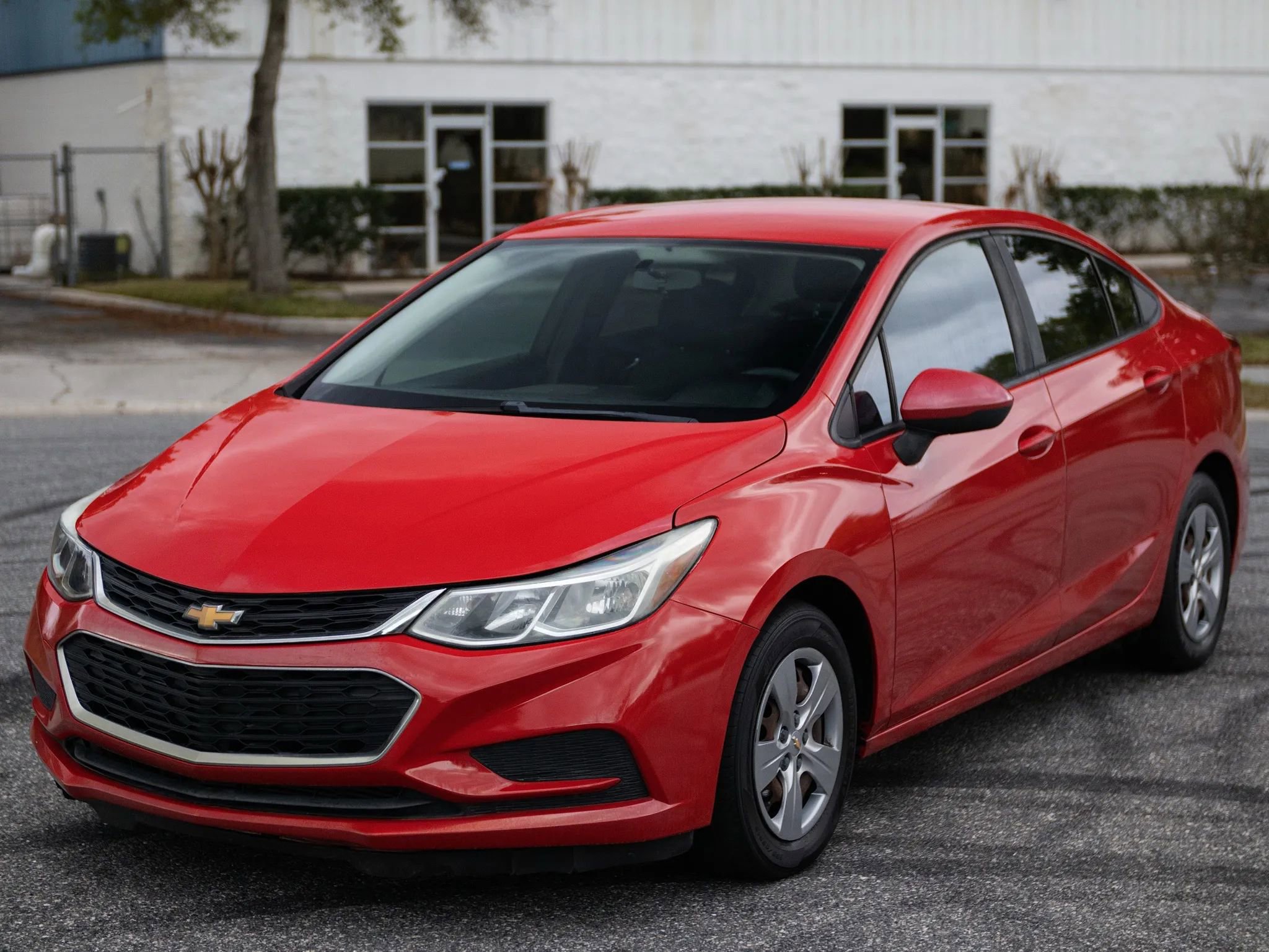 Used 2018 Chevrolet Cruze LS FWD image 5