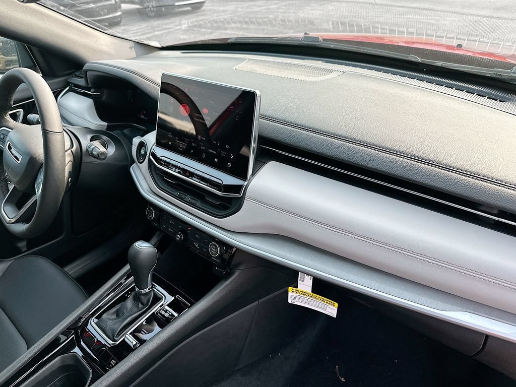 New 2026 Jeep Compass Limited AWD/4WD image 33