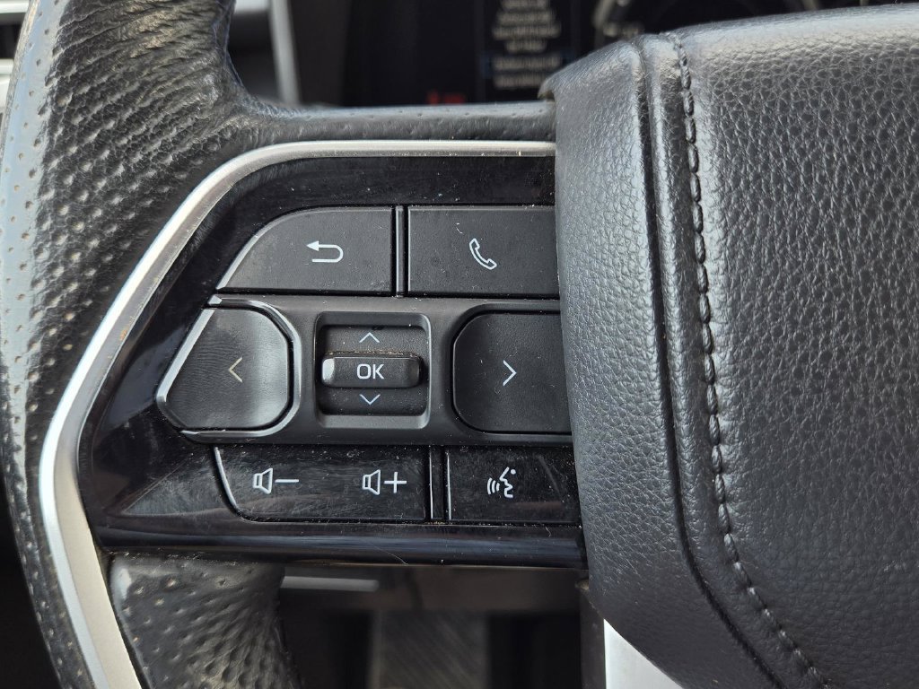 Used 2025 Toyota Tundra Platinum AWD/4WD image 20