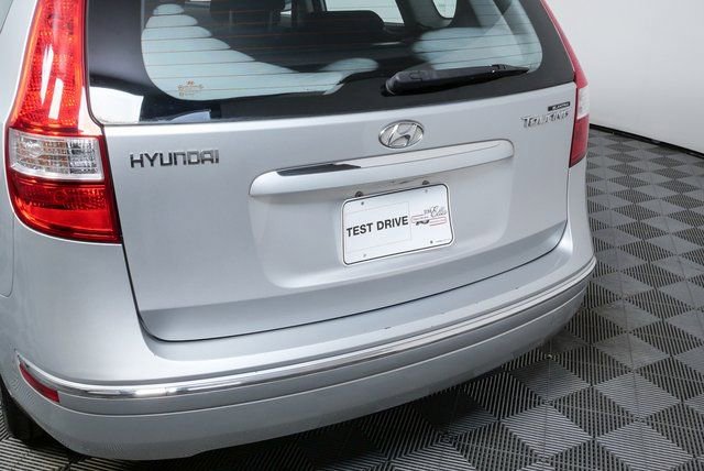 Used 2010 Hyundai Elantra SE image 31