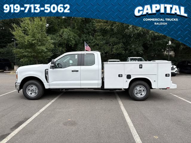 New 2025 Ford F250 XL w/ XL Chrome Package image 5