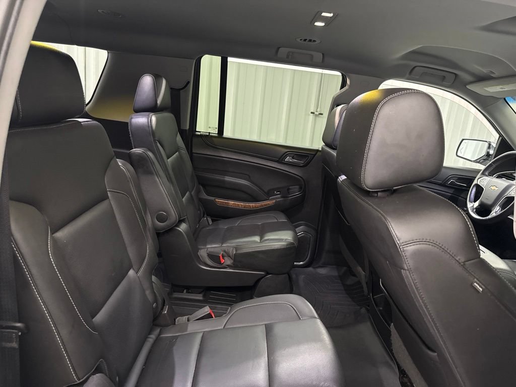 Used 2018 Chevrolet Suburban Premier AWD/4WD image 21