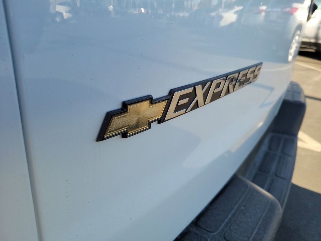New 2025 Chevrolet Express 2500 w/ Driver Convenience Package image 29