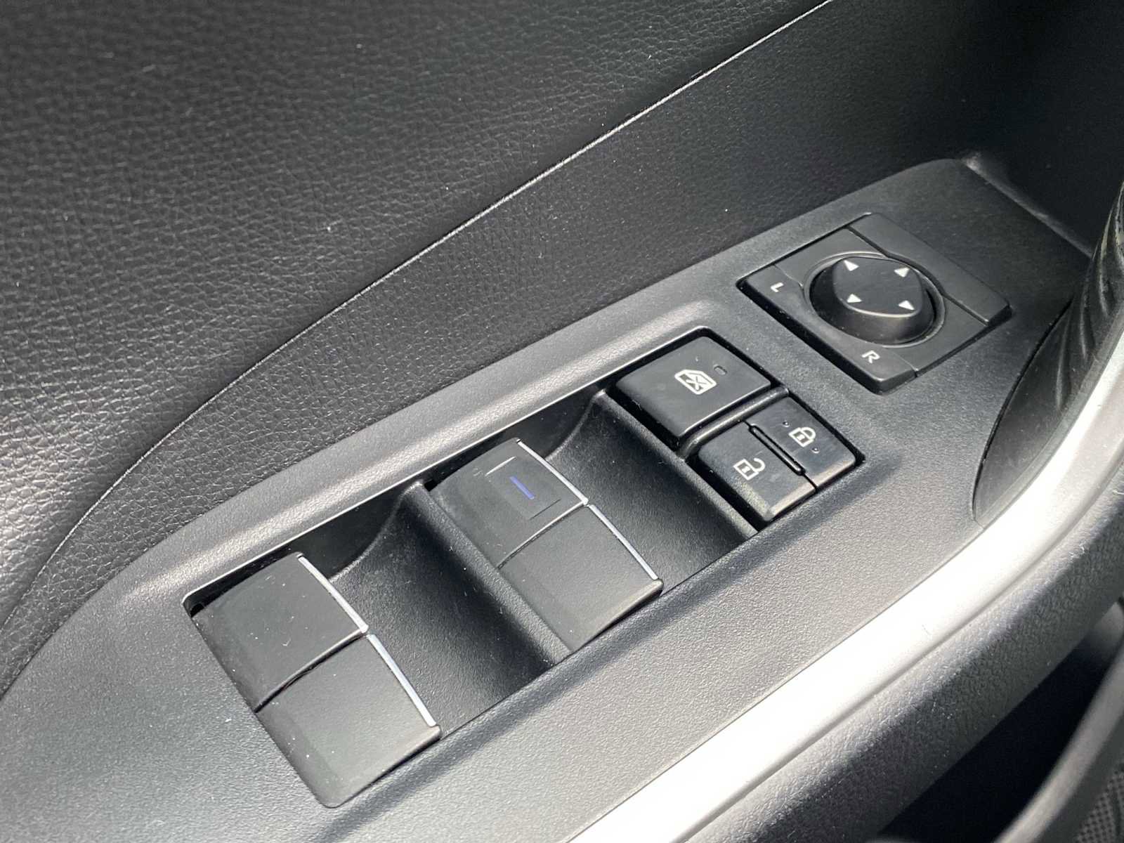 Used 2021 Toyota RAV4 XSE image 20