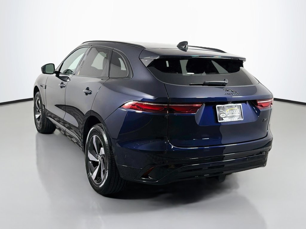 Certified 2026 Jaguar F-PACE R-Dynamic S AWD/4WD image 7