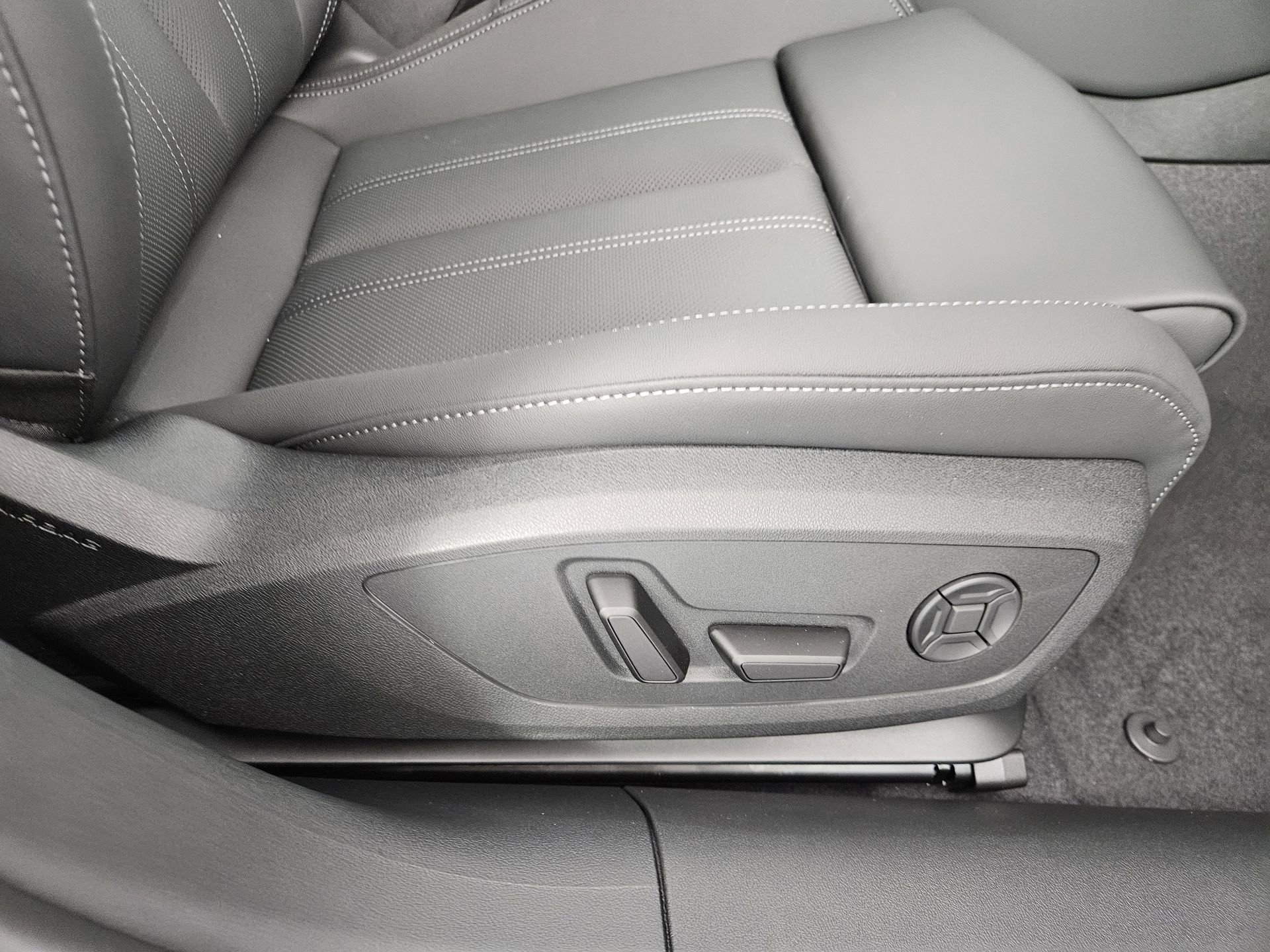 New 2026 Audi A5 2.0T Prestige AWD/4WD image 39