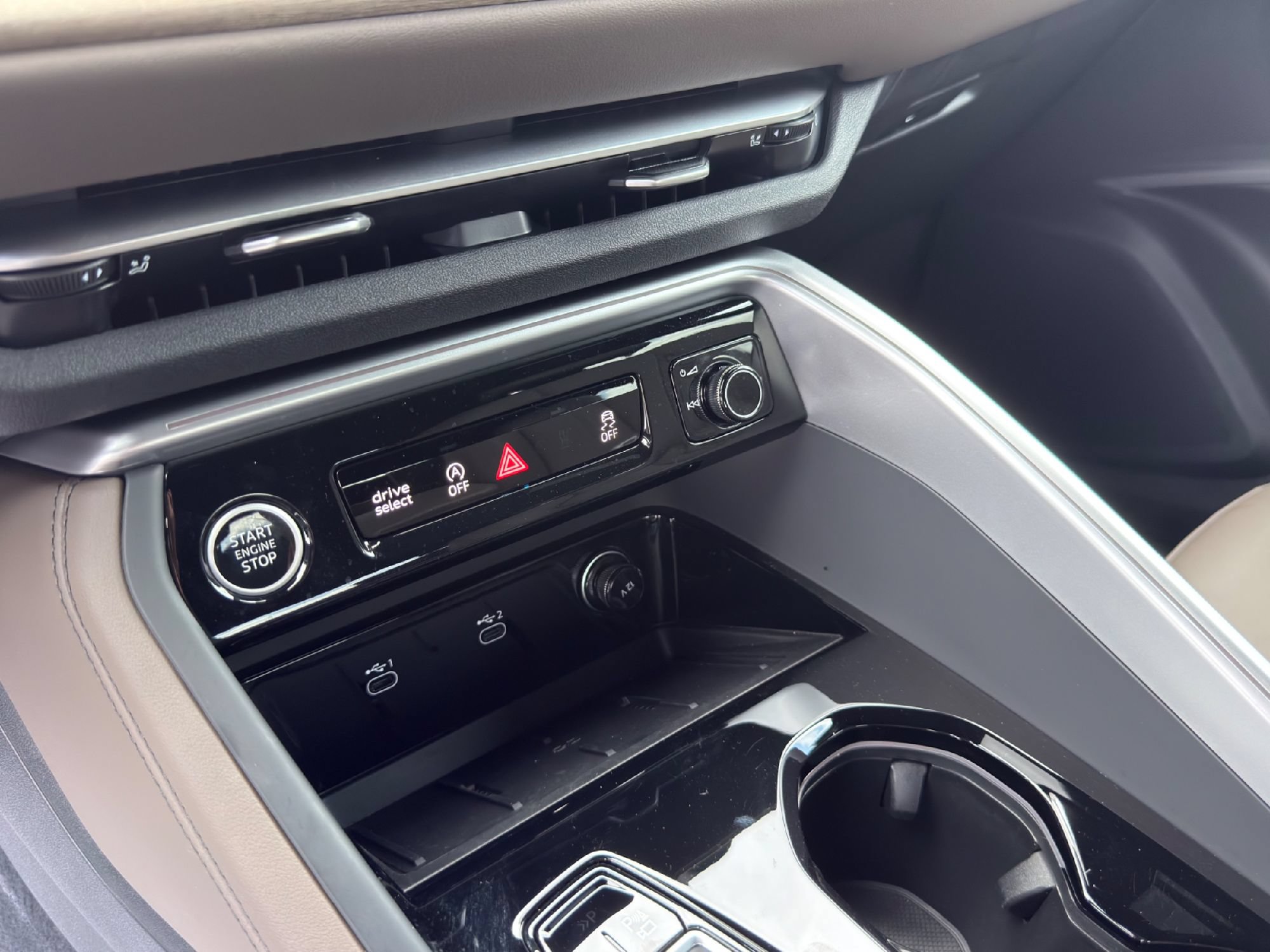 Certified 2025 Audi Q5 Premium w/ Convenience Package AWD/4WD image 15