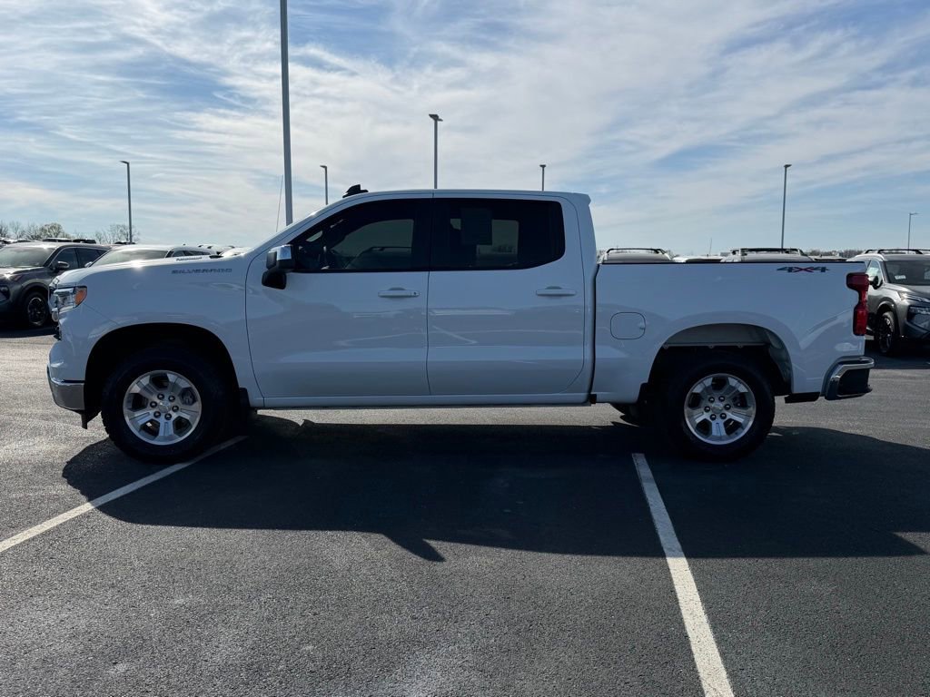 Used 2024 Chevrolet Silverado 1500 LT image 8