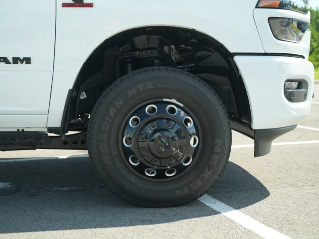 New 2026 RAM 3500 Laramie AWD/4WD image 51