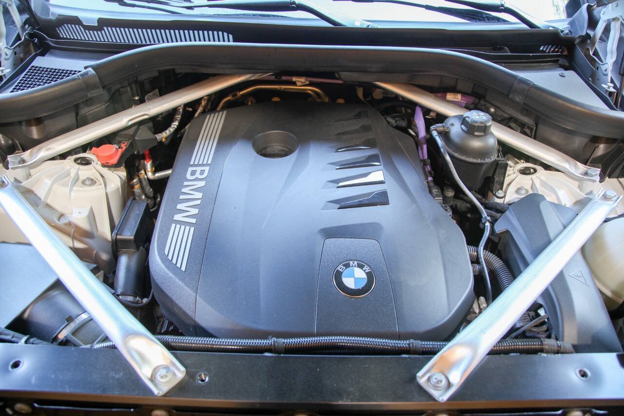 Used 2024 BMW X5 sDrive40i w/ M Sport Package RWD image 68