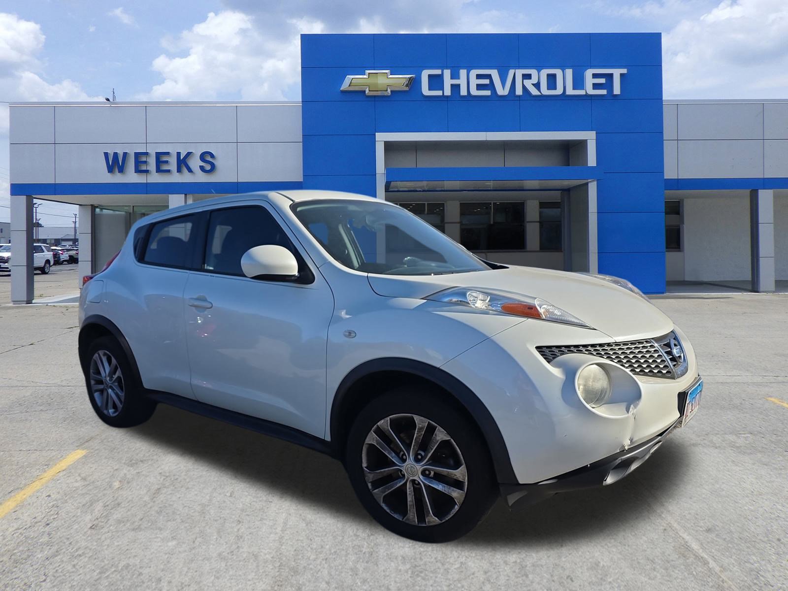 Used 2014 Nissan Juke S FWD image 1
