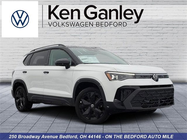 New 2026 Volkswagen Taos SE image 1