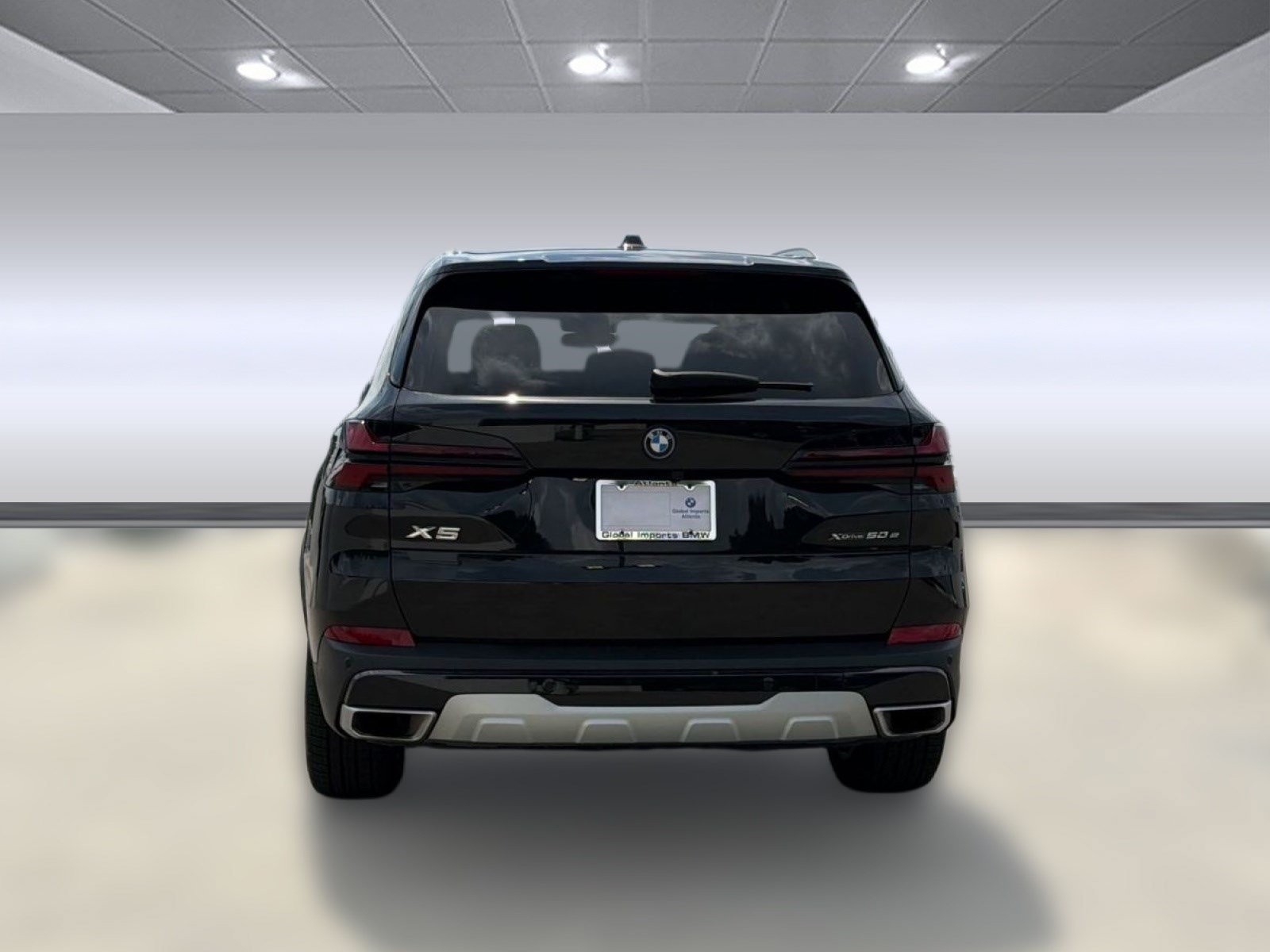 Used 2024 BMW X5 xDrive50e w/ Premium Package AWD/4WD image 9