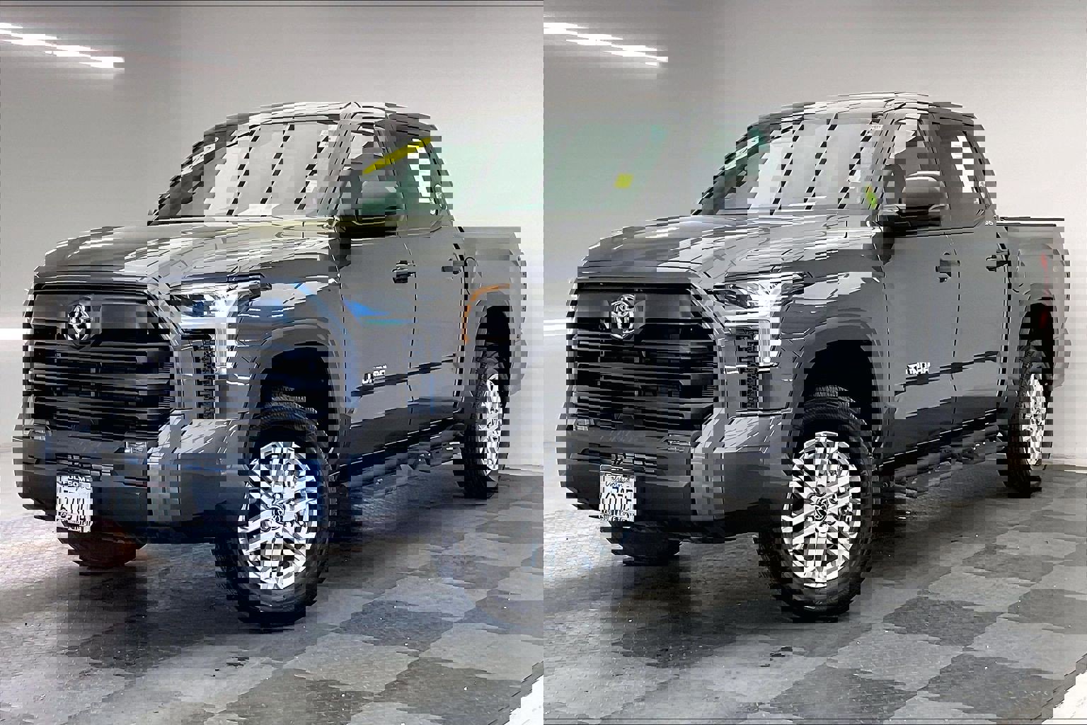 Used 2025 Toyota Tundra SR5 image 12