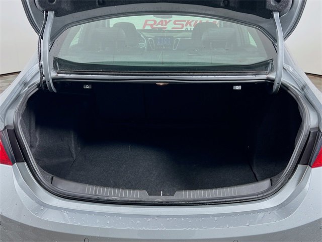 Used 2024 Chevrolet Malibu LT image 25