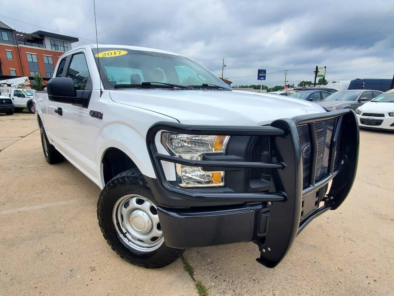 Used 2017 Ford F150 XL w/ XL Power Equipment Group AWD/4WD image 4