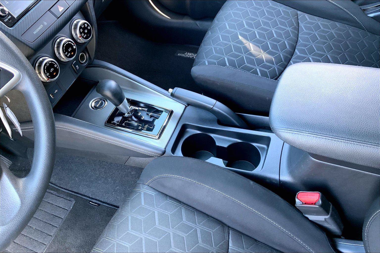 Used 2025 Mitsubishi Outlander Sport ES AWD/4WD image 13