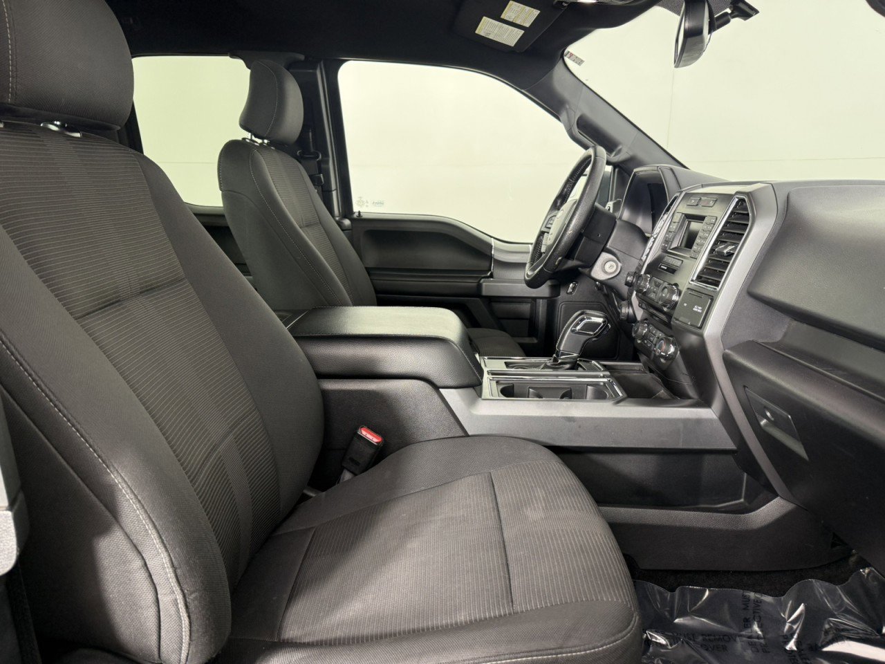 Used 2016 Ford F150 XLT w/ Equipment Group 301A Mid image 10