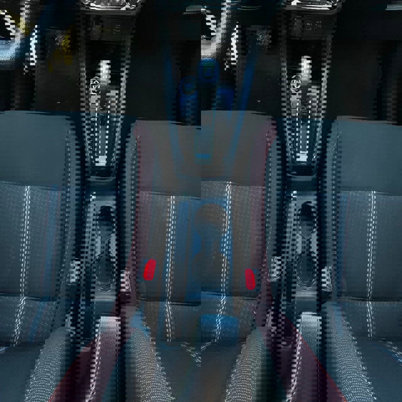 Used 2024 Nissan Versa SR w/ Trunk Package image 20