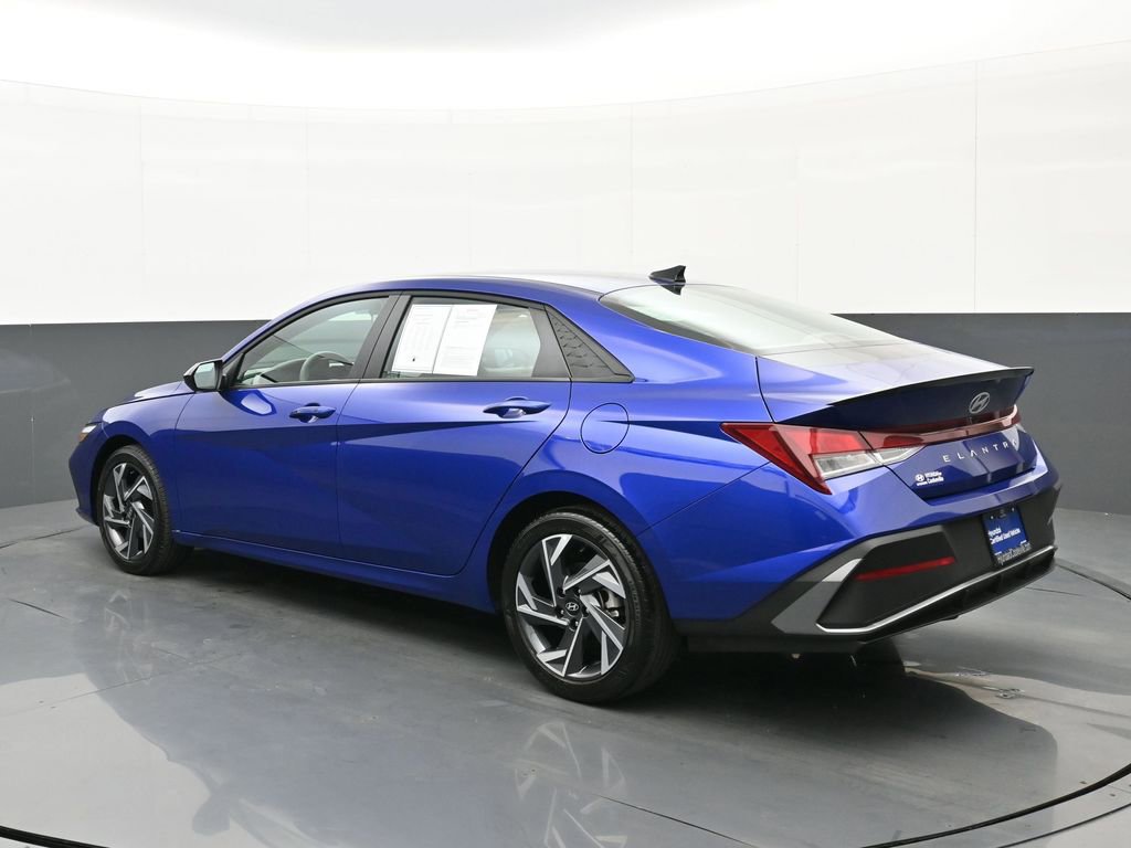 Certified 2025 Hyundai Elantra Sport image 5
