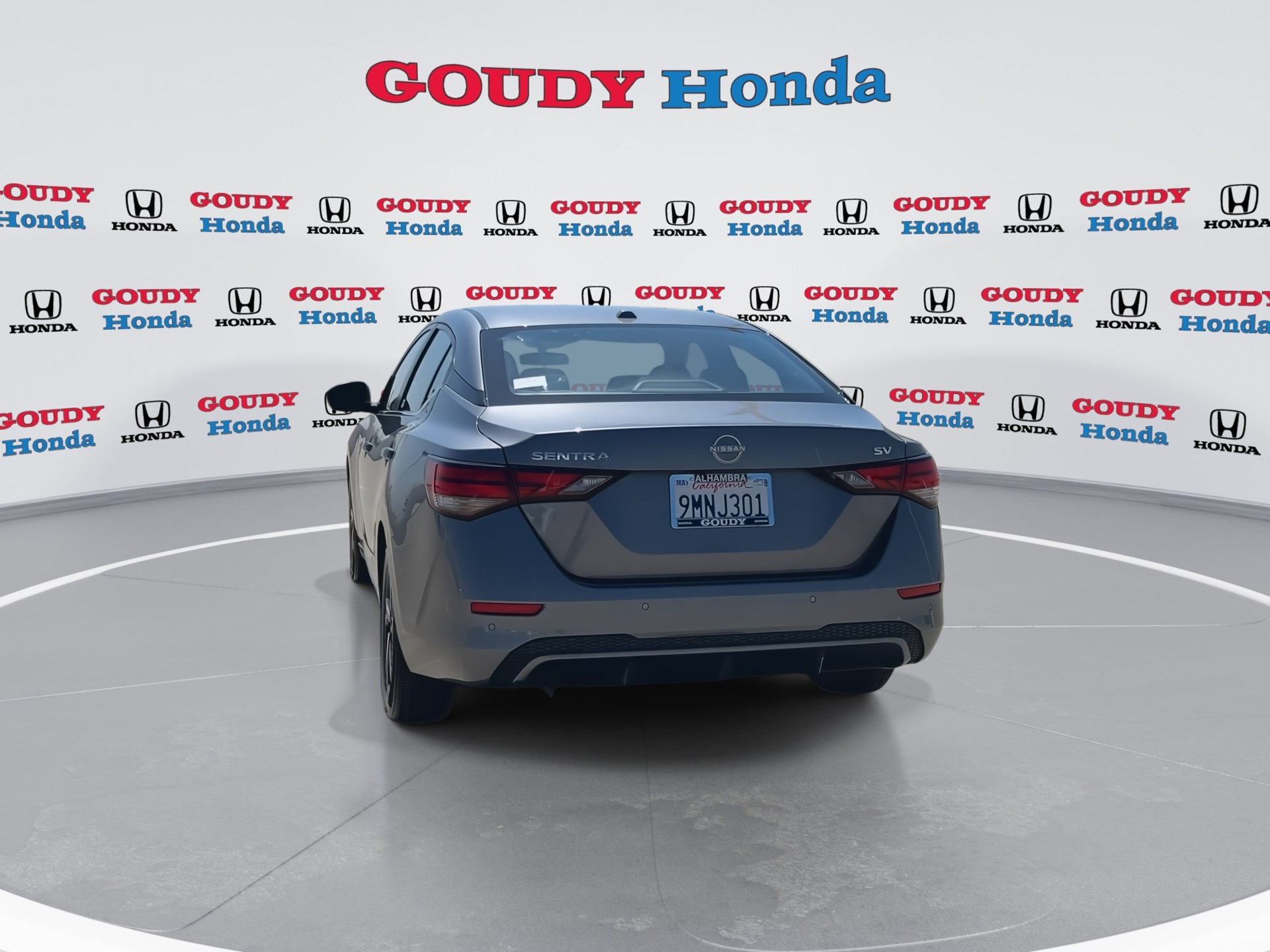 Used 2024 Nissan Sentra SV FWD image 7