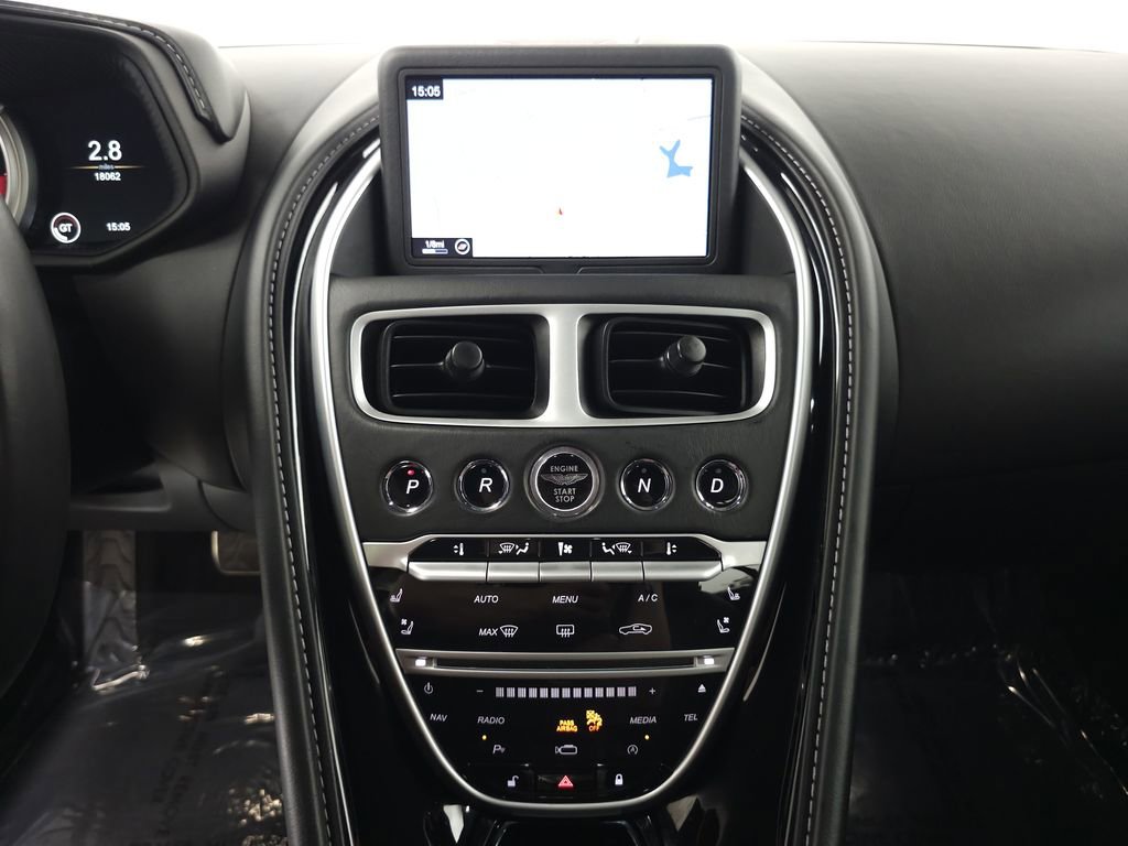 Used 2019 Aston Martin DB11 Coupe RWD image 16