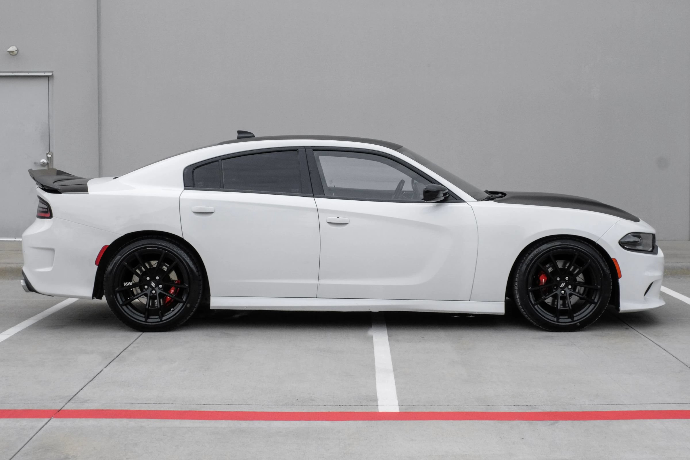 Used 2019 Dodge Charger Scat Pack w/ Daytona Edition Group RWD image 3