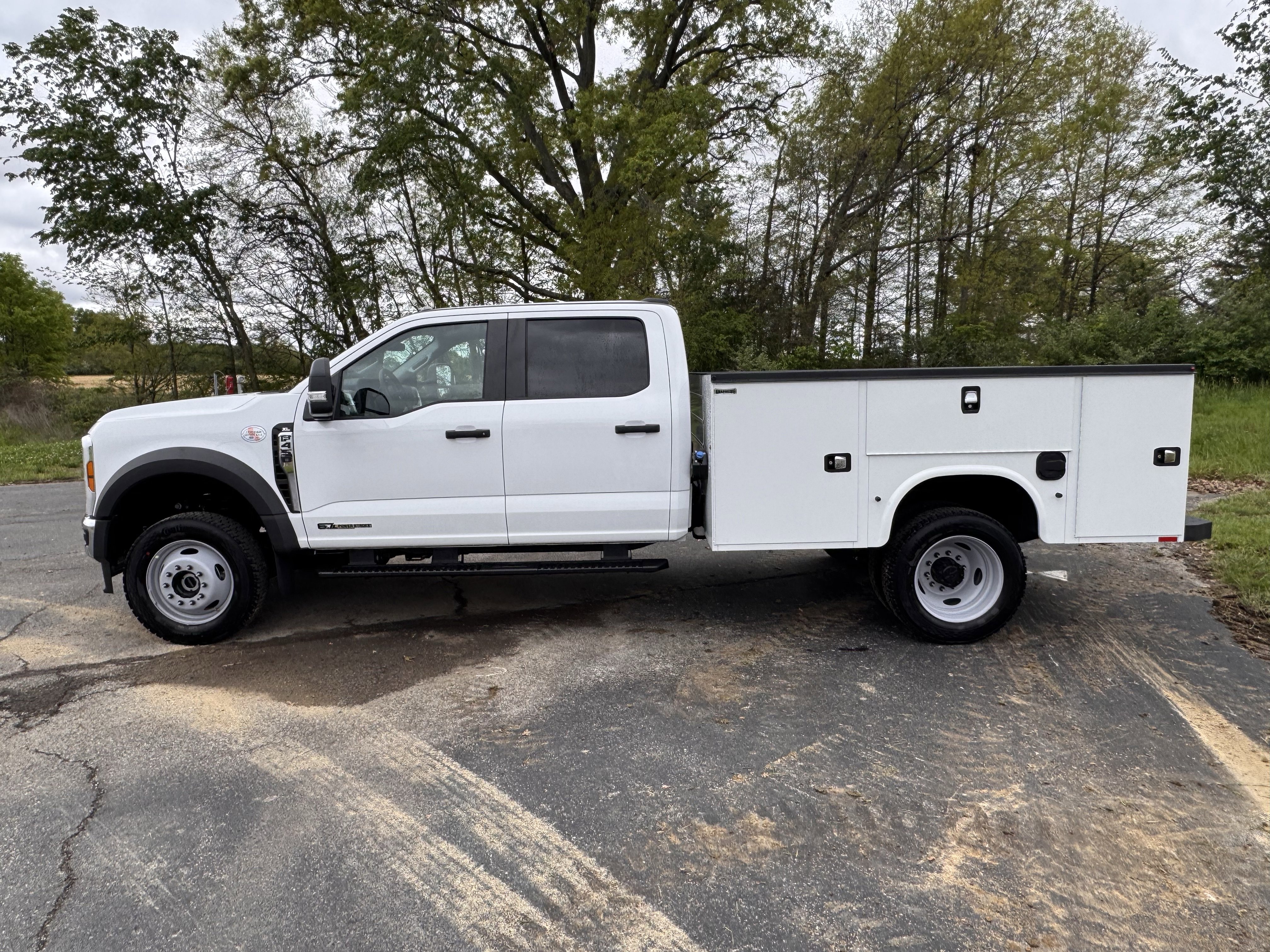 New 2026 Ford F450 XL AWD/4WD image 4