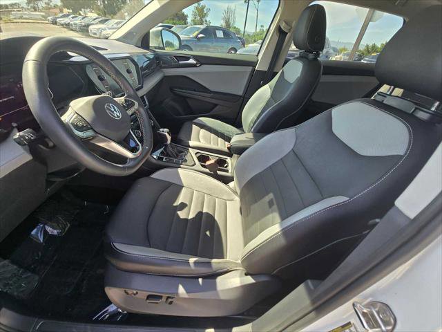 Used 2022 Volkswagen Taos SEL w/ Panoramic Sunroof Package image 23