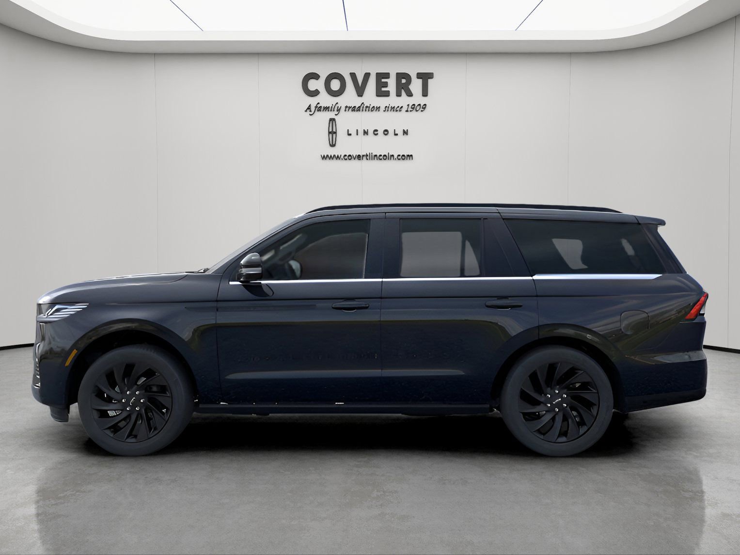 New 2025 Lincoln Navigator Reserve w/ Jet Appearance Package image 3