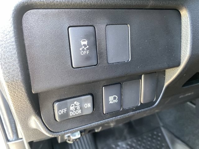 Used 2022 Toyota Tacoma SR5 RWD image 21
