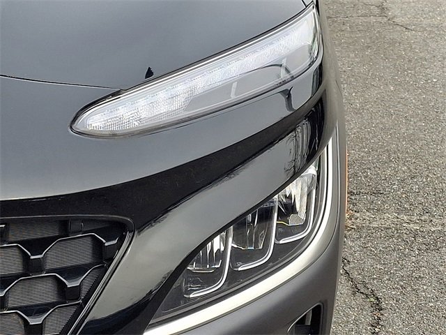 Used 2023 Hyundai Kona Limited w/ Winter Weather Package image 9