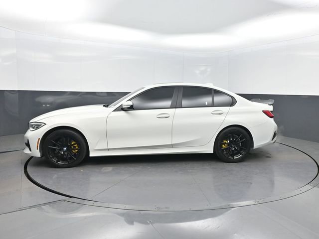 Used 2020 BMW 330i Sedan w/ Convenience Package RWD image 2