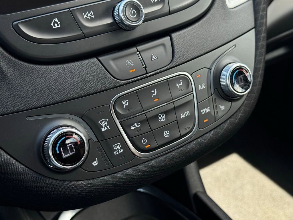 Used 2024 Chevrolet Malibu LT FWD image 29