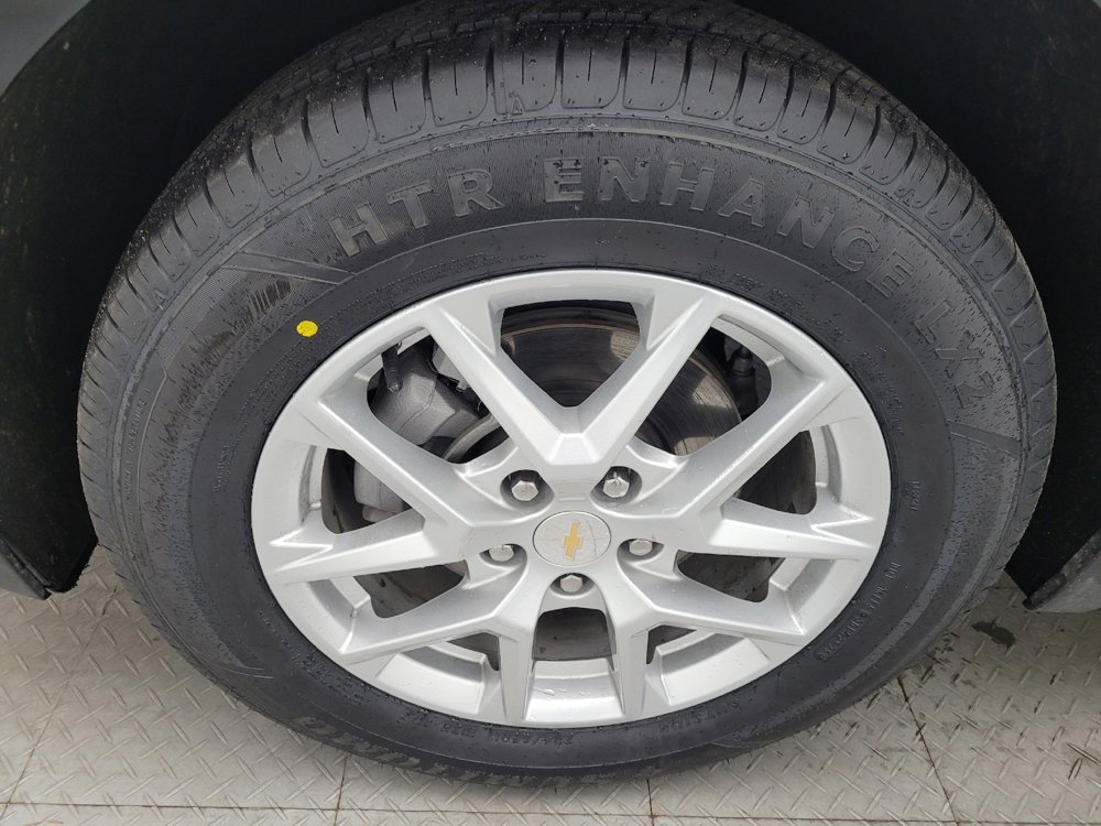 Used 2024 Chevrolet Equinox LT image 31