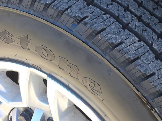 Used 2025 Chevrolet Silverado 2500 LT w/ Convenience Package image 9