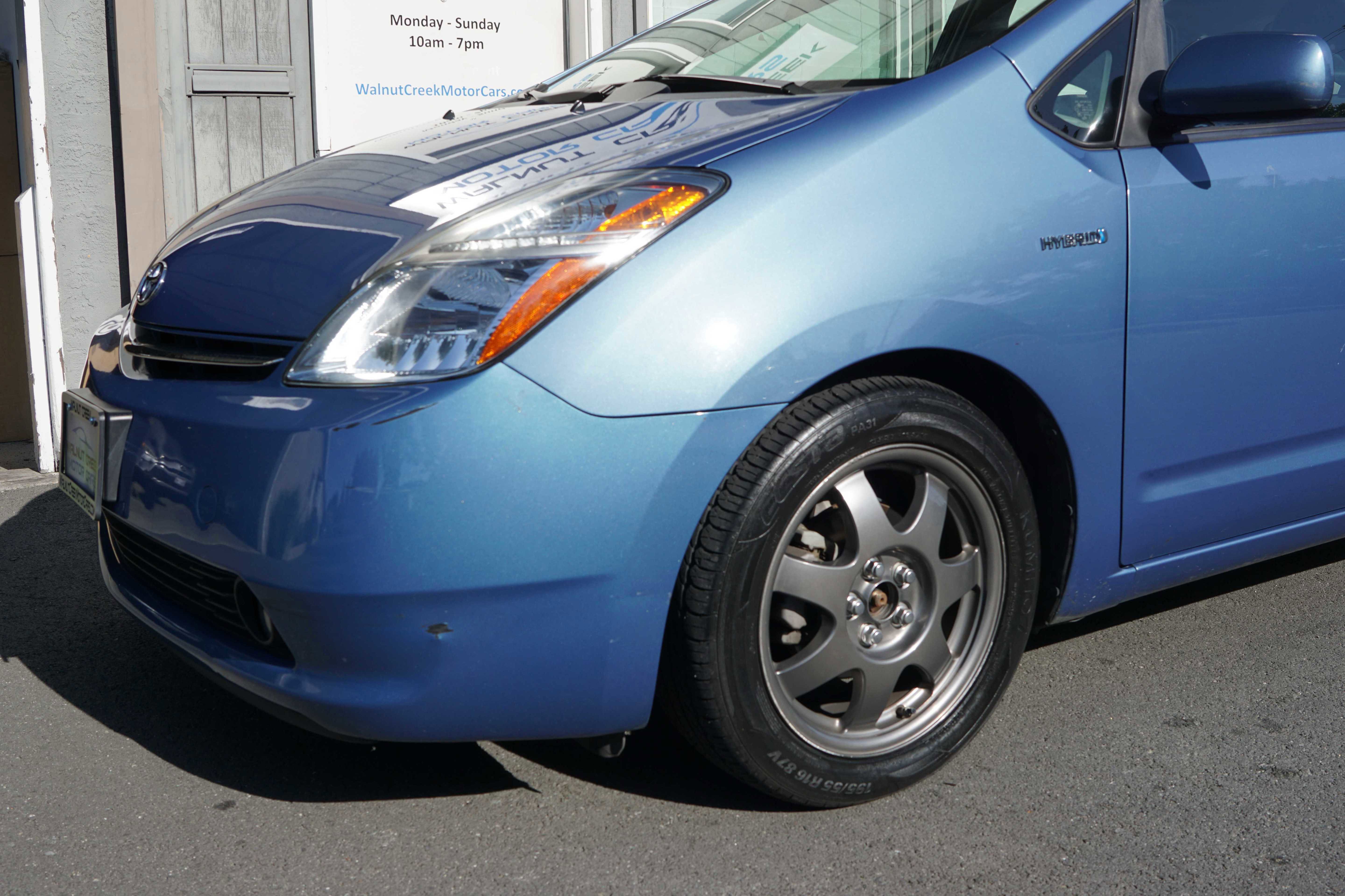 Used 2009 Toyota Prius Touring FWD image 20