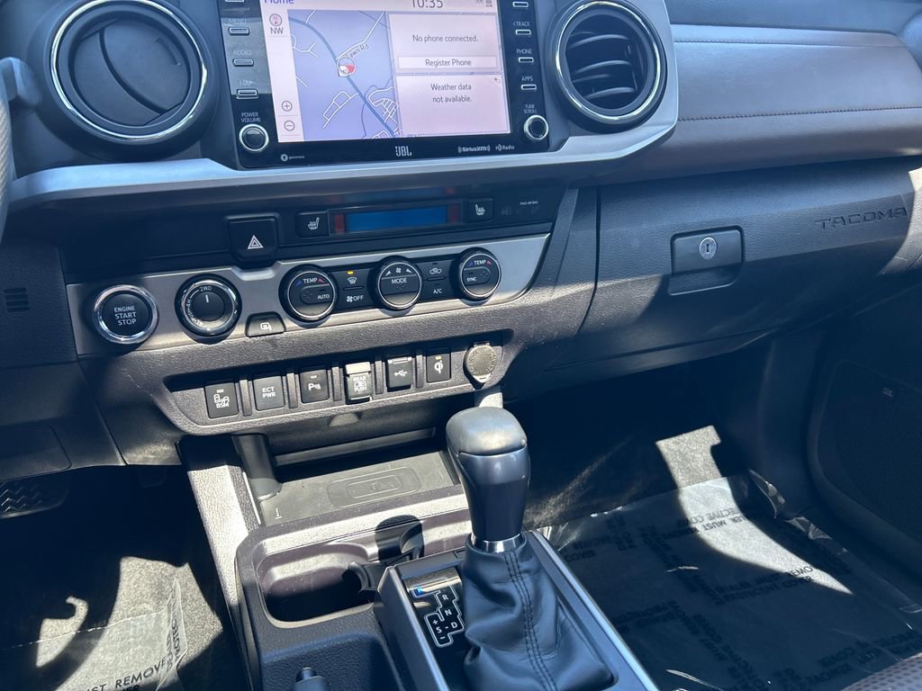 Certified 2022 Toyota Tacoma Limited AWD/4WD image 12